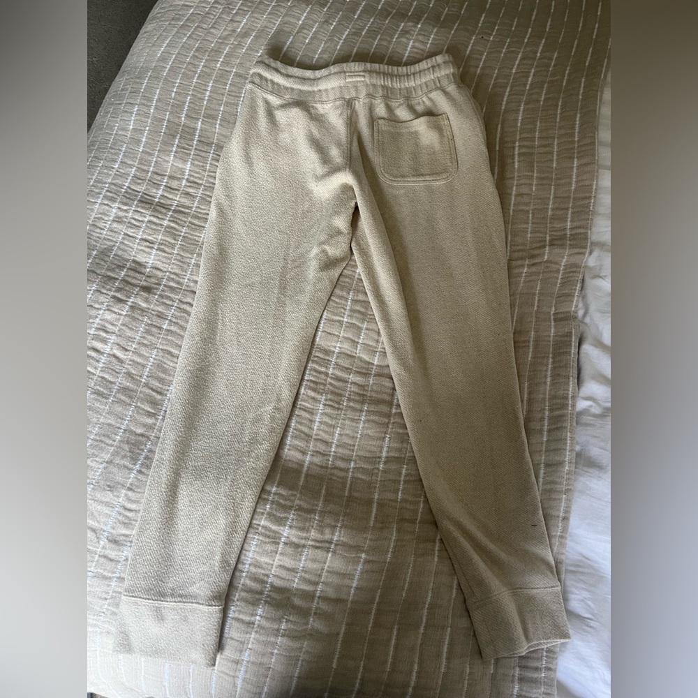 Faherty Women's Fleece Jogger Sweatpants | Oatmeal - Picture 5 of 5